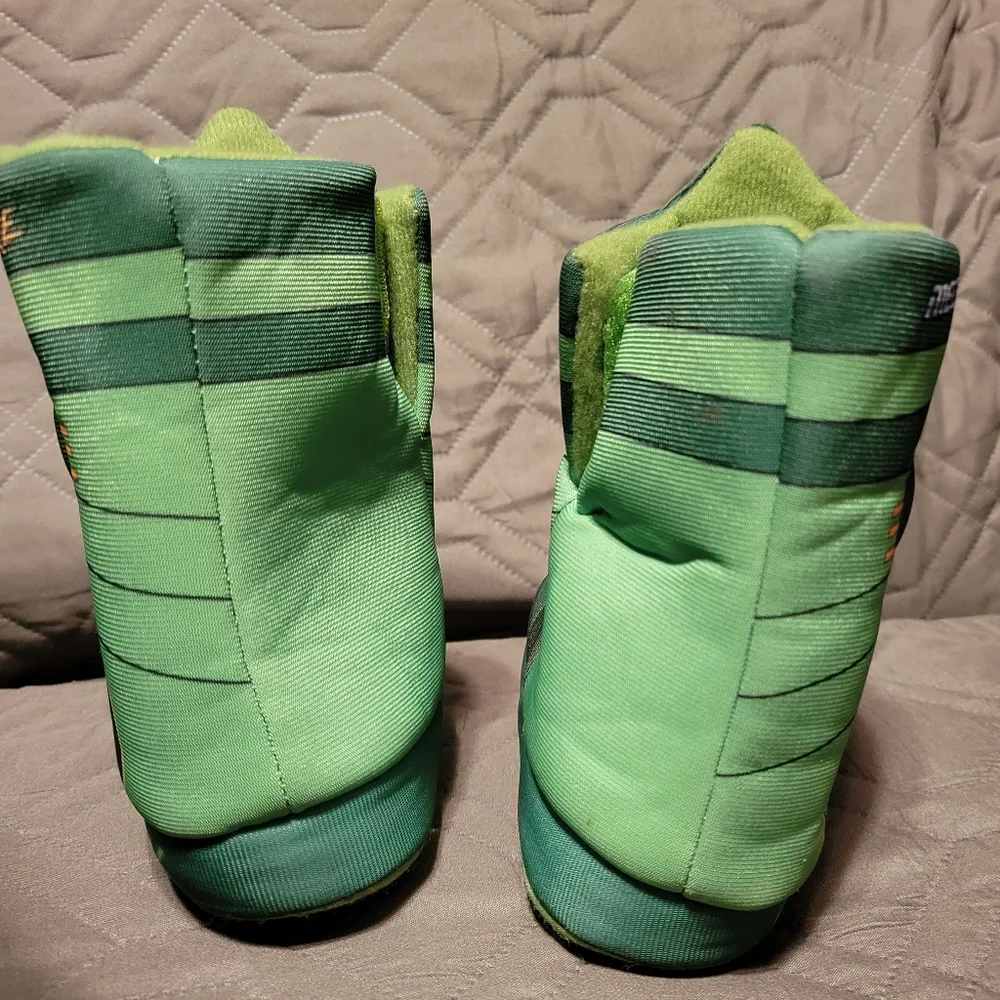 Avengers HULK Slipper Boot, kids M 7-8